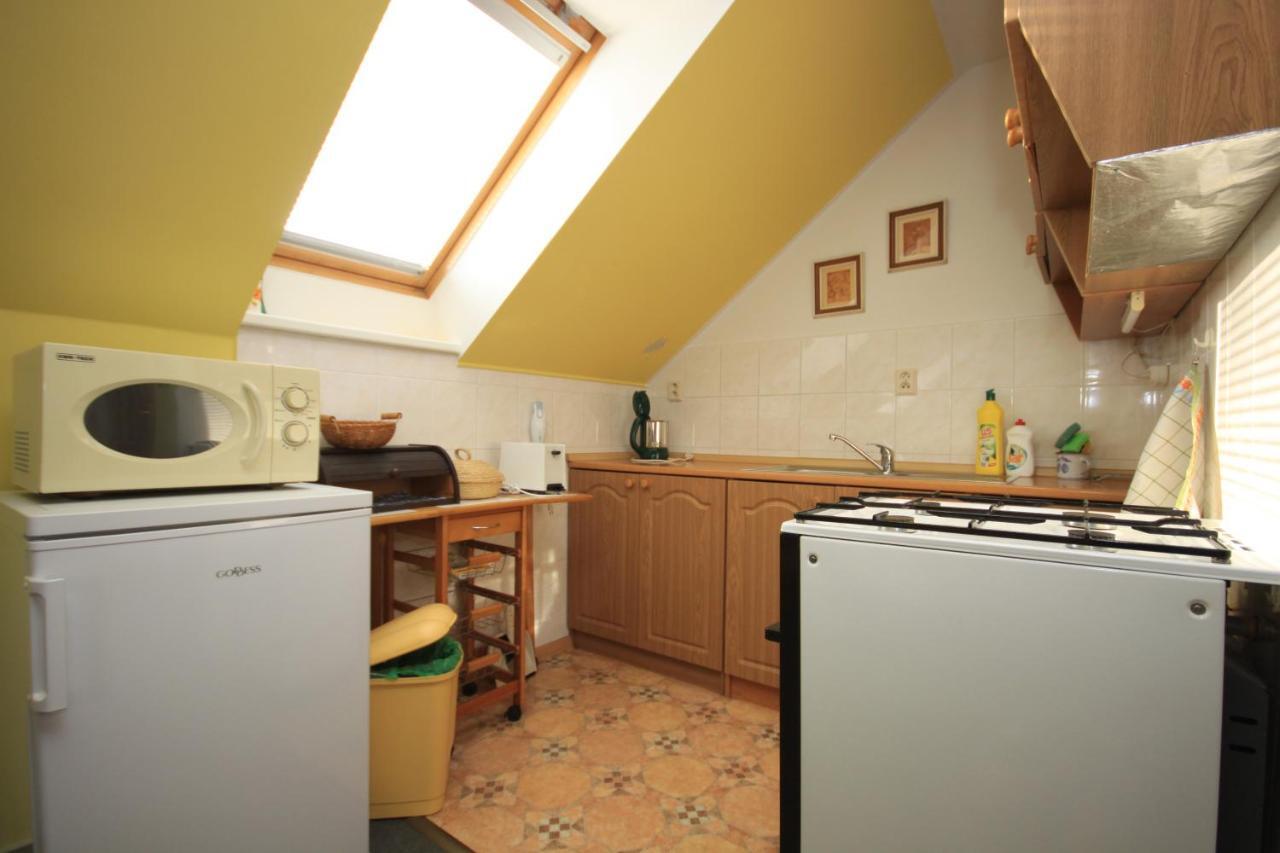 Apartman Pod Cernou Horou Rožnov pod Radhoštěm Exteriör bild